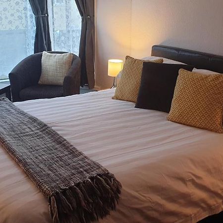 Lockinbar Holiday Apartments Tenby Kültér fotó