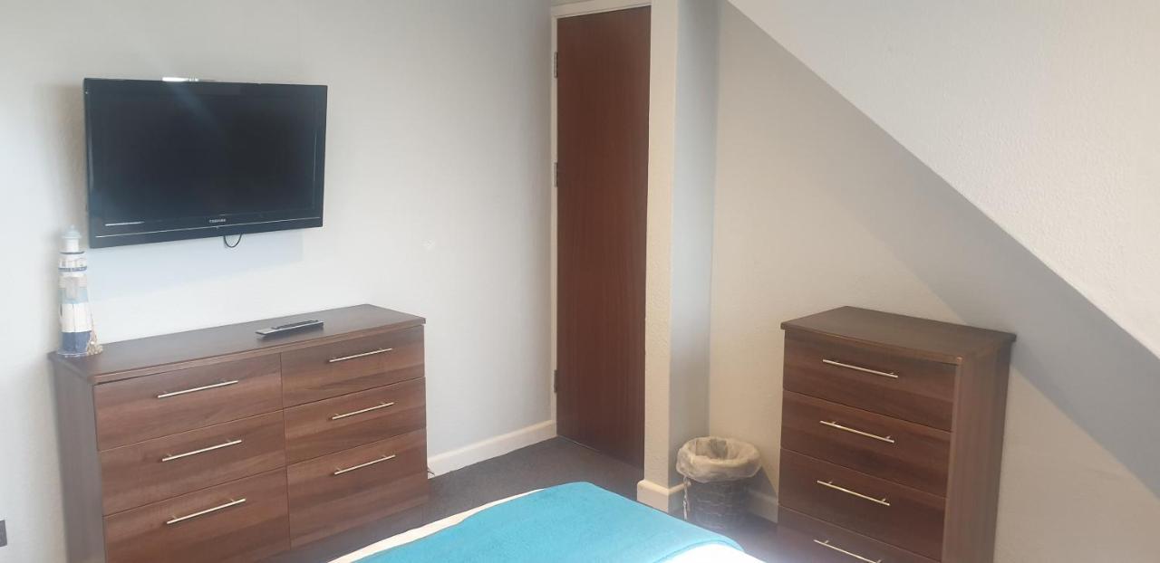 Lockinbar Holiday Apartments Tenby Kültér fotó