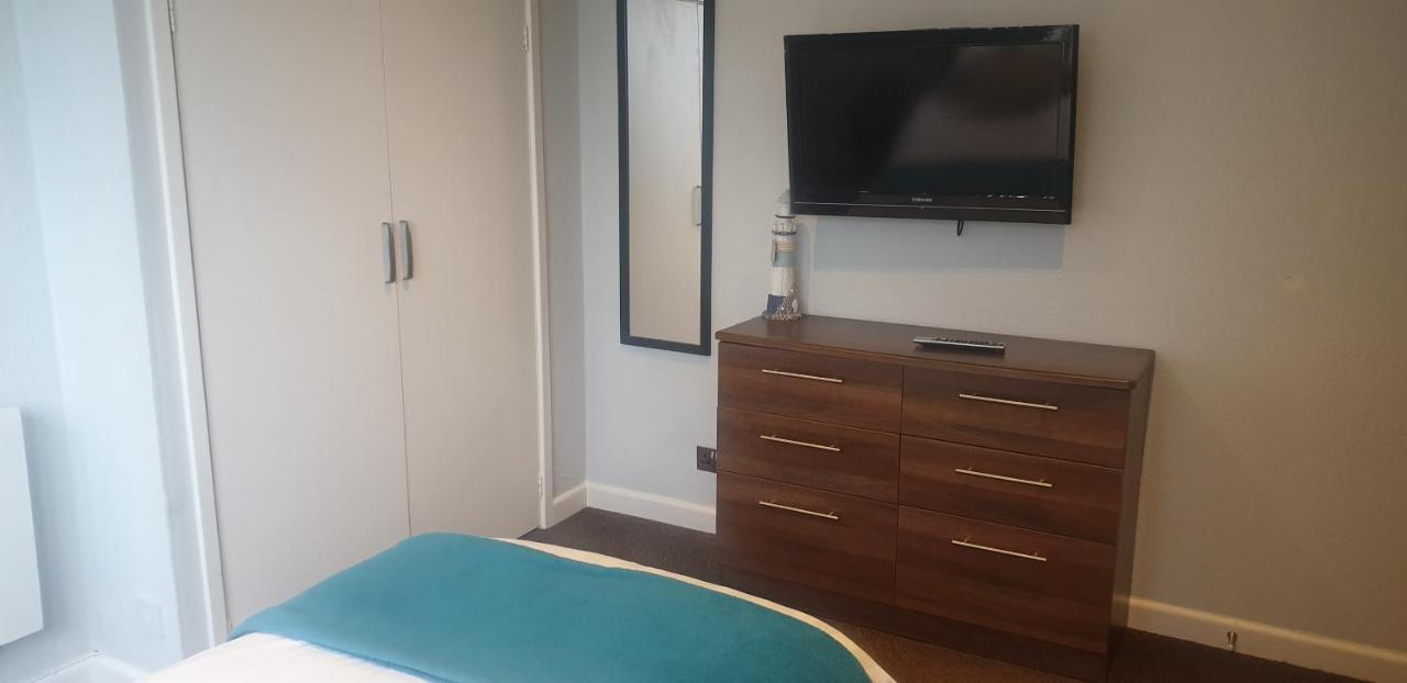 Lockinbar Holiday Apartments Tenby Kültér fotó