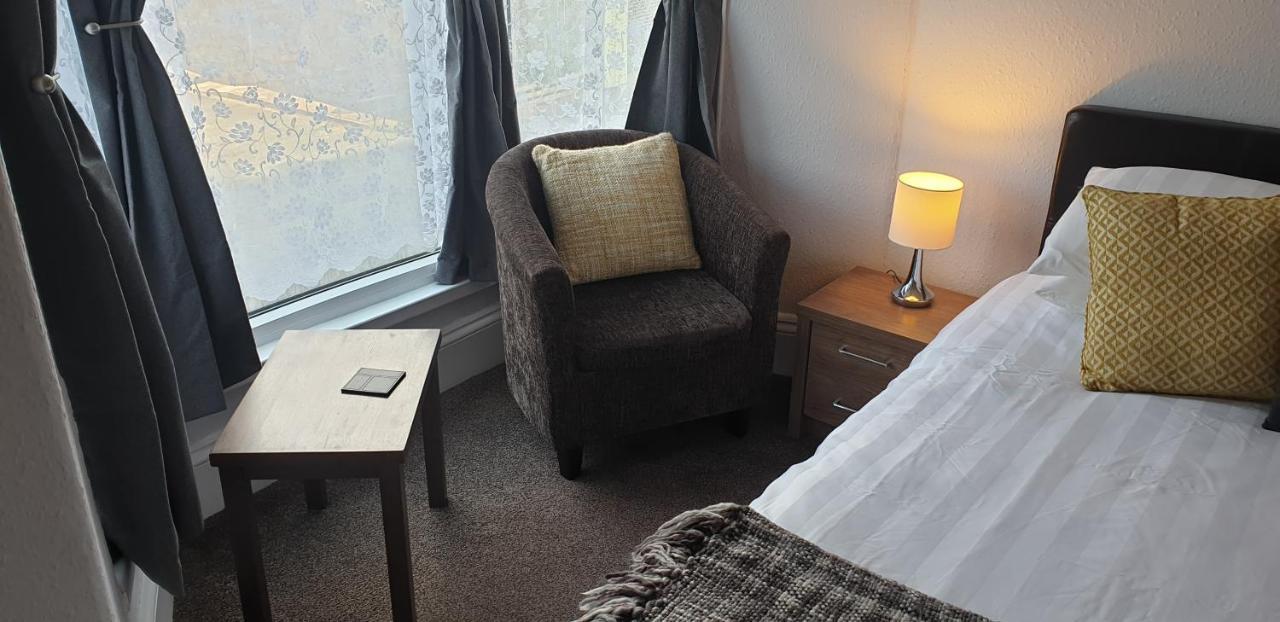 Lockinbar Holiday Apartments Tenby Kültér fotó