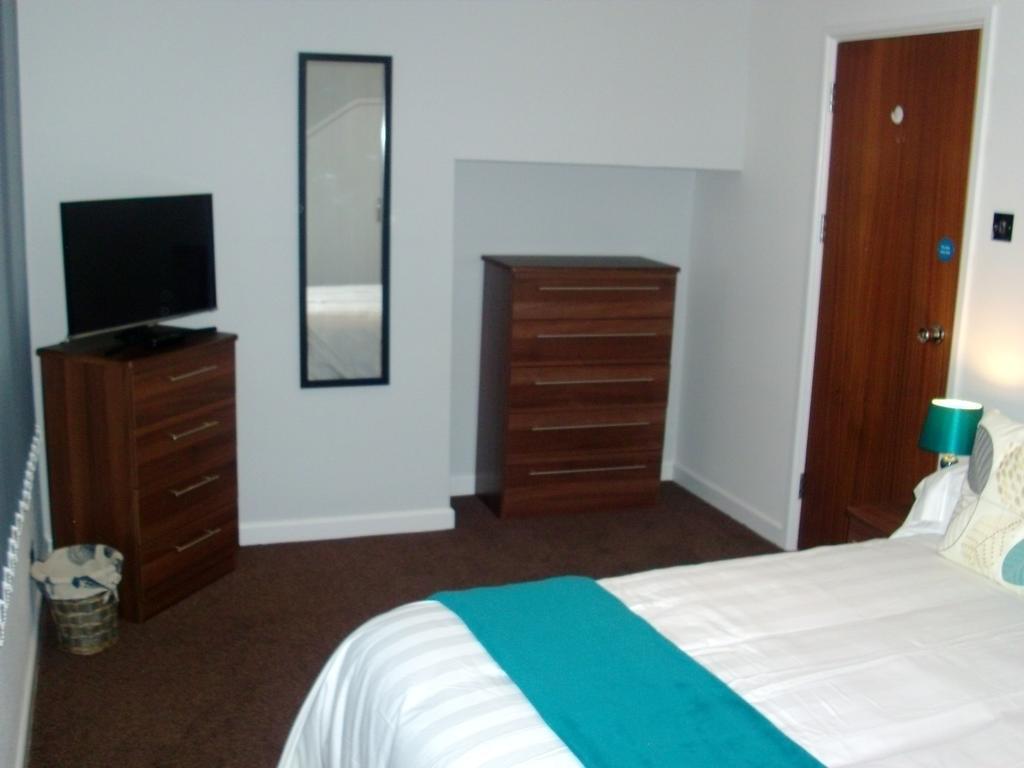 Lockinbar Holiday Apartments Tenby Kültér fotó