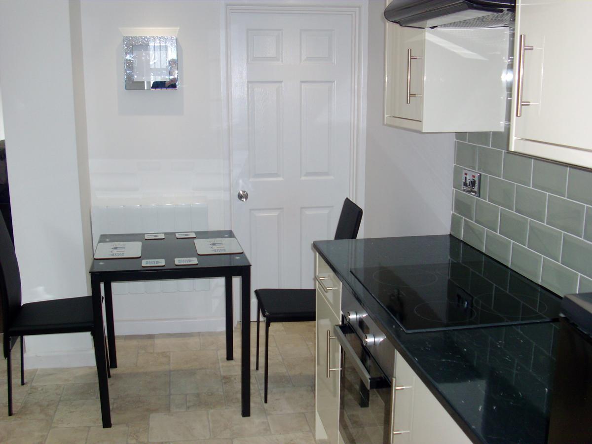 Lockinbar Holiday Apartments Tenby Kültér fotó
